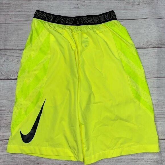 Nike pro training pull on shorts w/front pockets neon yellow & black sz S men - Picture 1 of 8